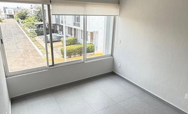 Casa en Renta en La Moraleja, Coto Pamplona, Zapopan