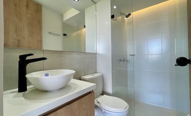 Extraordinario apartamento en Conjunto Residencial con piscina. Cerritos. Pereira - Colombia.