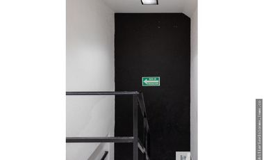 LOCAL COMERCIAL PLAZA IZCALLI