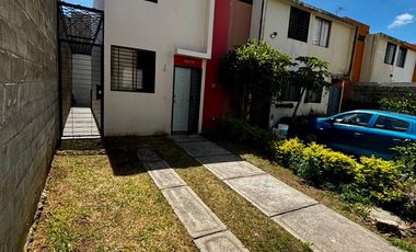 Casa en venta en Fraccionamiento Los Treboles Zapopan