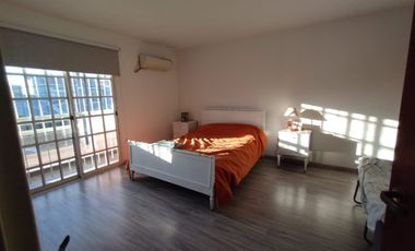 Ituzaingó - Venta - Casa 6 Ambientes