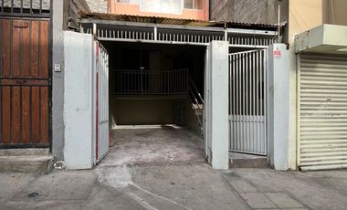 Casa Central, Calle Condell