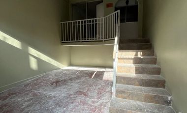 Casa Central, Calle Condell