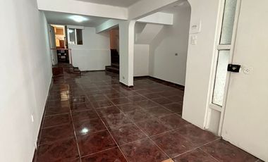 Casa Central, Calle Condell