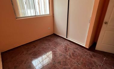 Casa Central, Calle Condell