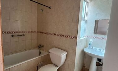 Casa Central, Calle Condell