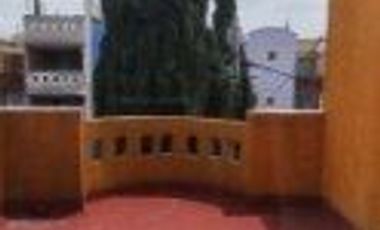 Casa en Venta de Tres Niveles en en Tultepec