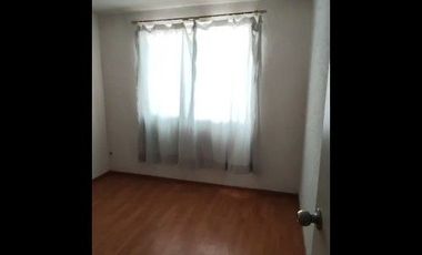 Casa en Venta de Tres Niveles en en Tultepec