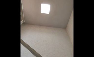 Casa en Venta de Tres Niveles en en Tultepec