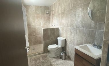 CASA EN VENTA EN LA MAGISTERIAL
