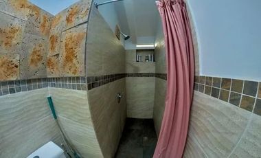 VENDO CASA EN LA ALBORADA