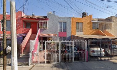 SK17REMATE BANCARIO CASA EN LOMAS DE SAN MIGUEL TLAQUEPAQUE PAGO EN 2 EXHIBICIONES NO INFONAVIT