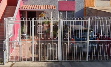 SK17REMATE BANCARIO CASA EN LOMAS DE SAN MIGUEL TLAQUEPAQUE PAGO EN 2 EXHIBICIONES NO INFONAVIT