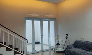 Rumah SIAP HUNI Cisaranten Kulon Arcamanik 2Lt 3 Kamar dekat Sport Jabar dan Pusat Kota Bandung