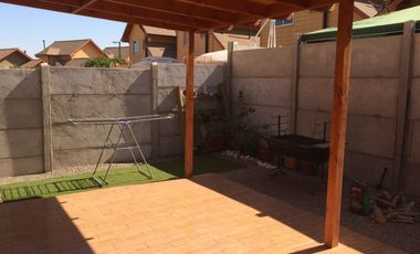 Ovalle, casa amoblada en condominio 3D 2B