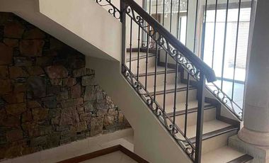 RENTA de Casa en Lomas del Campeste en Valle Oriente frente a parque en  San Pedro Garza , Garcia