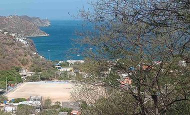 Terreno de 380 mts2 con vista a la bahía de Taganga Santa Marta.