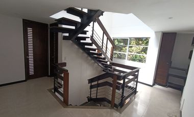 ESPECTACULAR Y EXCLUSIVA CASA AMPLIA CONJUNTO CENTRAL IBAGUÉ EN VENTA-ARRIENDO