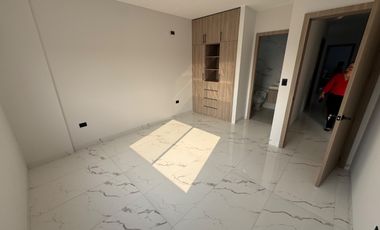 En venta casa de 3 dormitorios en Isla celeste en Samborondón.(IC)
