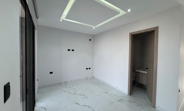 En venta casa de 3 dormitorios en Isla celeste en Samborondón.(IC)