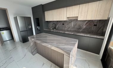 En venta casa de 3 dormitorios en Isla celeste en Samborondón.(IC)