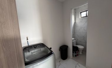 En venta casa de 3 dormitorios en Isla celeste en Samborondón.(IC)