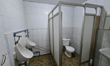 Se Arrienda Amplio Local Comercial en Valdivia