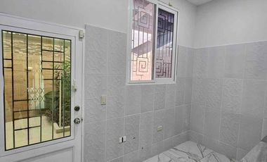 PUERTO AZUL-VIA A LA COSTA KM9, Alquilo Casa de una Planta 3 dormitorios $1.290