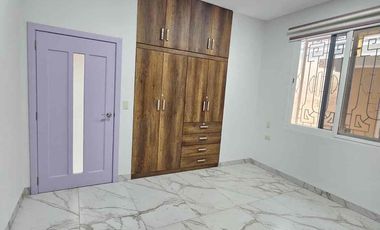 PUERTO AZUL-VIA A LA COSTA KM9, Alquilo Casa de una Planta 3 dormitorios $1.290