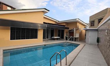 PUERTO AZUL-VIA A LA COSTA KM9, Alquilo Casa de una Planta 3 dormitorios $1.290