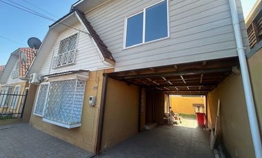 Se vende amplia y cómoda en $160.000.000 casa 4 Dormitorios 2 baños calle Nueva 1 comuna de  Cerrillos