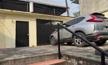 ¡Se Vende Casa Espaciosa en el Corazón de Tecpan!