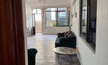 ¡Se Vende Casa Espaciosa en el Corazón de Tecpan!
