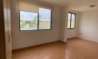 Casa de alquiler en sector UEES