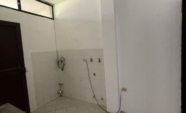 Casa de alquiler en sector UEES