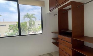 Casa de alquiler en sector UEES