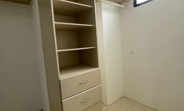 Casa de alquiler en sector UEES