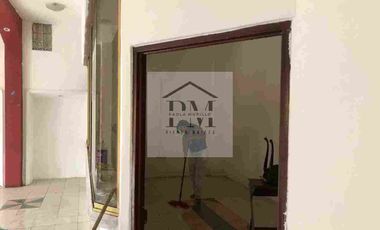 Alquilo Locales Comerciales,   Bellavista Avenida Principal- Norte de Guayaquil cerca a Estadio Barcelona.