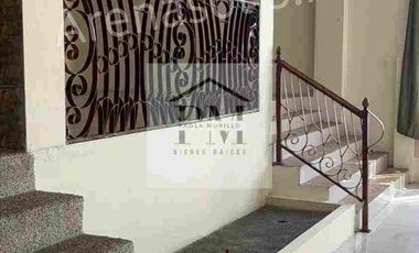 Alquilo Locales Comerciales,   Bellavista Avenida Principal- Norte de Guayaquil cerca a Estadio Barcelona.