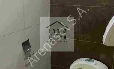 Alquilo Locales Comerciales,   Bellavista Avenida Principal- Norte de Guayaquil cerca a Estadio Barcelona.