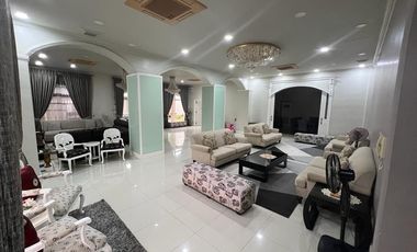 9BR House and Lot for Sale at Merville Park in Paranaque City
