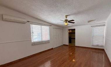 Renta casa Fracc. Jardines de Senecú