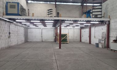 Bodega de alquiler en el km 16 de la Vía a Daule, 312 m2 de construcción.