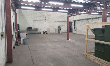 Bodega de alquiler en el km 16 de la Vía a Daule, 312 m2 de construcción.