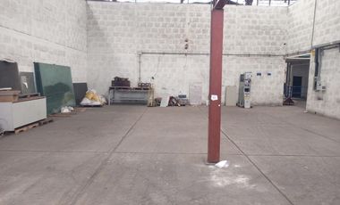 Bodega de alquiler en el km 16 de la Vía a Daule, 312 m2 de construcción.