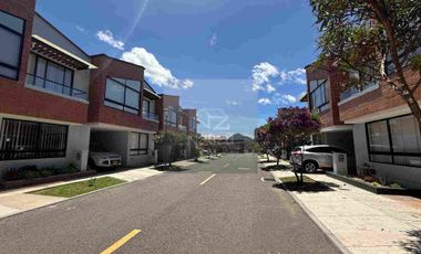 Casa Unifamiliar en Urbanización cerrada La Ceja