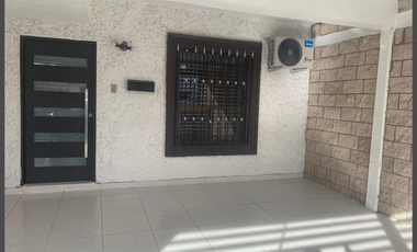 Renta casa Fracc. Las Acequias