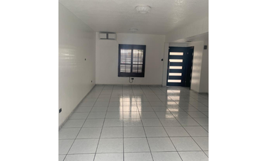 Renta casa Fracc. Las Acequias