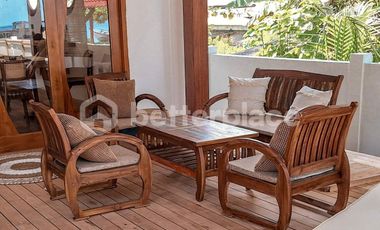 Beachfront Villa for Sale in Mentawai Islands – Ideal for Surf, Sunsets, and Seaside Living