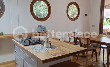 Beachfront Villa for Sale in Mentawai Islands – Ideal for Surf, Sunsets, and Seaside Living